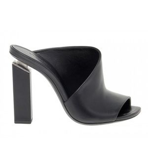 New Leather blocked heels